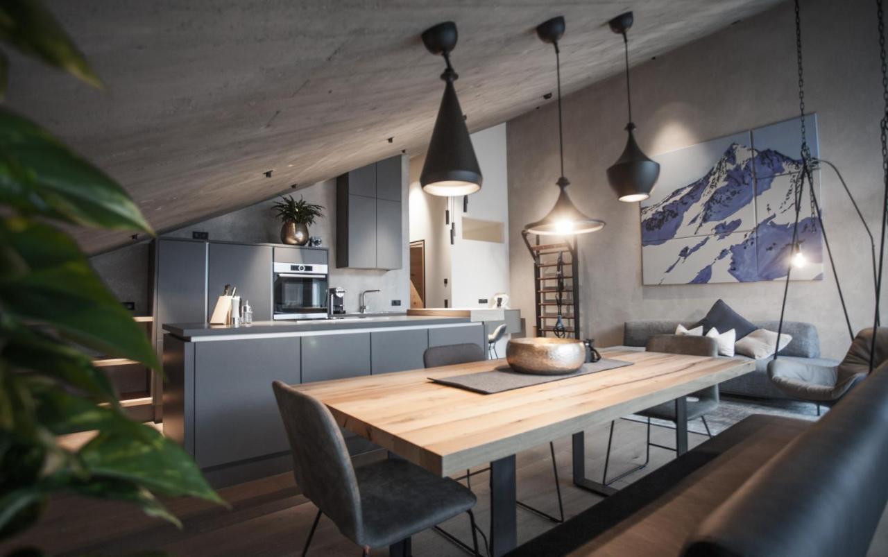 Glanz & Glory Appartements Laengenfeld Екстериор снимка